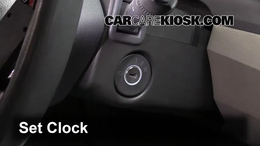 2001 Volvo V70 2.4L 5 Cyl. Clock